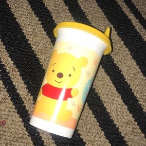 Tupperware 💛zippy cup Winnie the Pooh